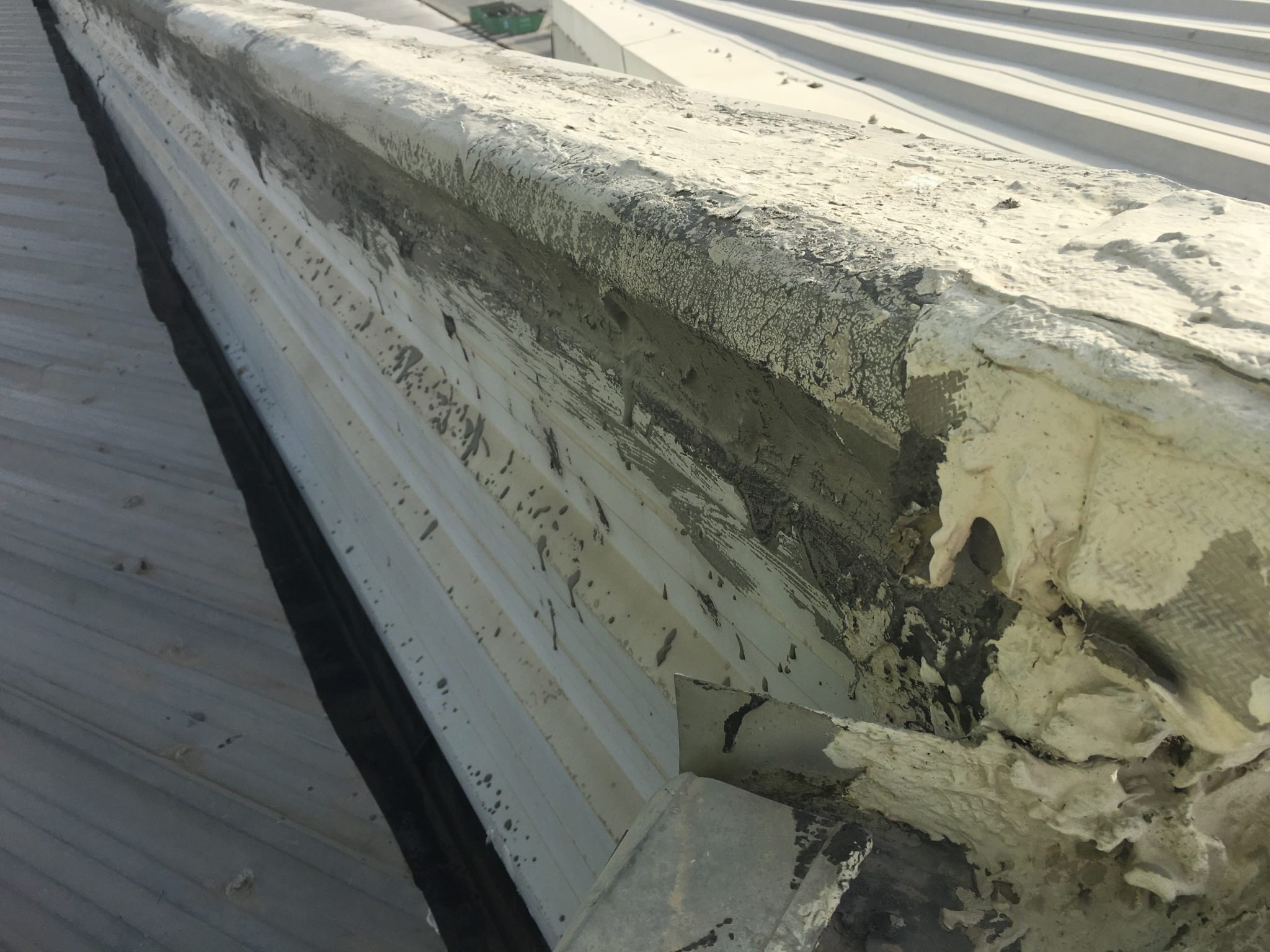 roof-cornering-Warehouse-roof-leaks-commercial-leakdtech-dubai.jpg.jpg