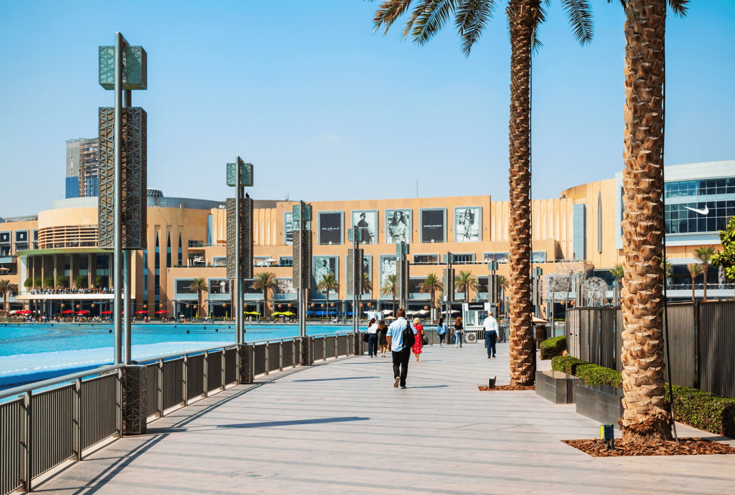 dubai mall exterior view<br />